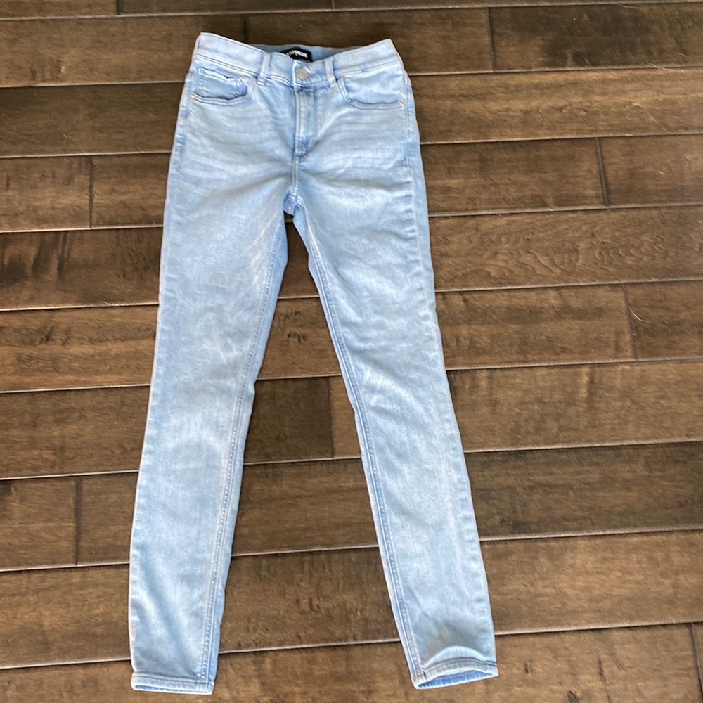 ❤️3/$30 Express Ultimate Stretch, High Rise, Cropped Jeggings